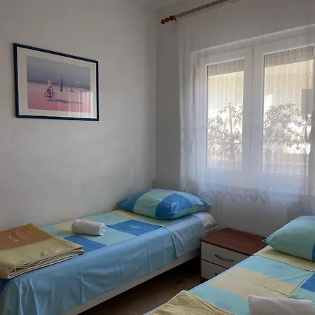 Apartment Zvonko Rogoznica (Sibenik-Knin)
