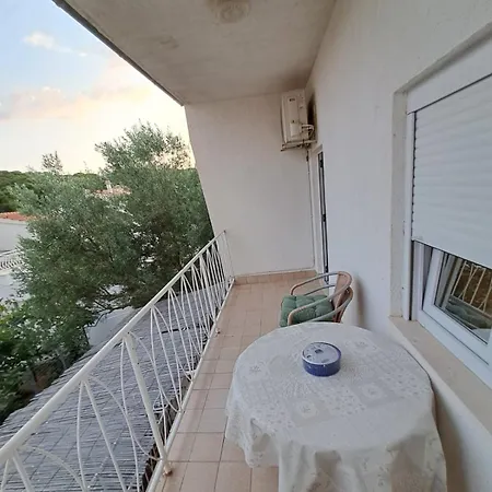 Zvonko Apartment